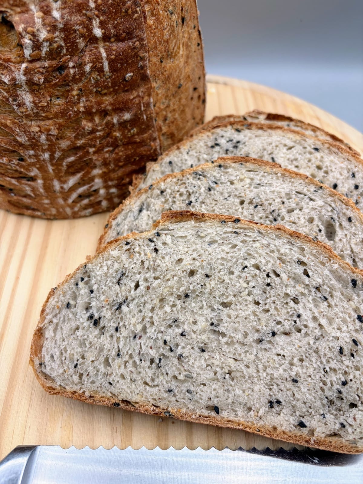 Henry's Seeded Market Loaf