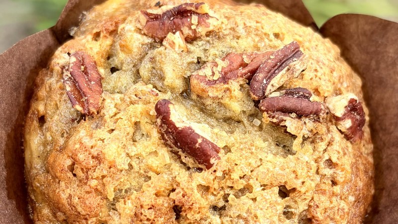 Henry's Tall Texas Banana Nut Muffins